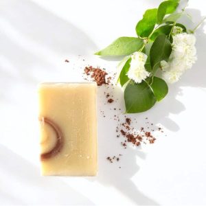 Savon bio aux huiles de Neem et Niaouli – Louise Emoi